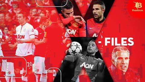 Hình ảnh cắt ghép các cầu thủ bóng đá nổi tiếng như Robin van Persie và Cristiano Ronaldo trong các pha tranh chấp, thể hiện sự kịch tính của một trận đấu lớn.