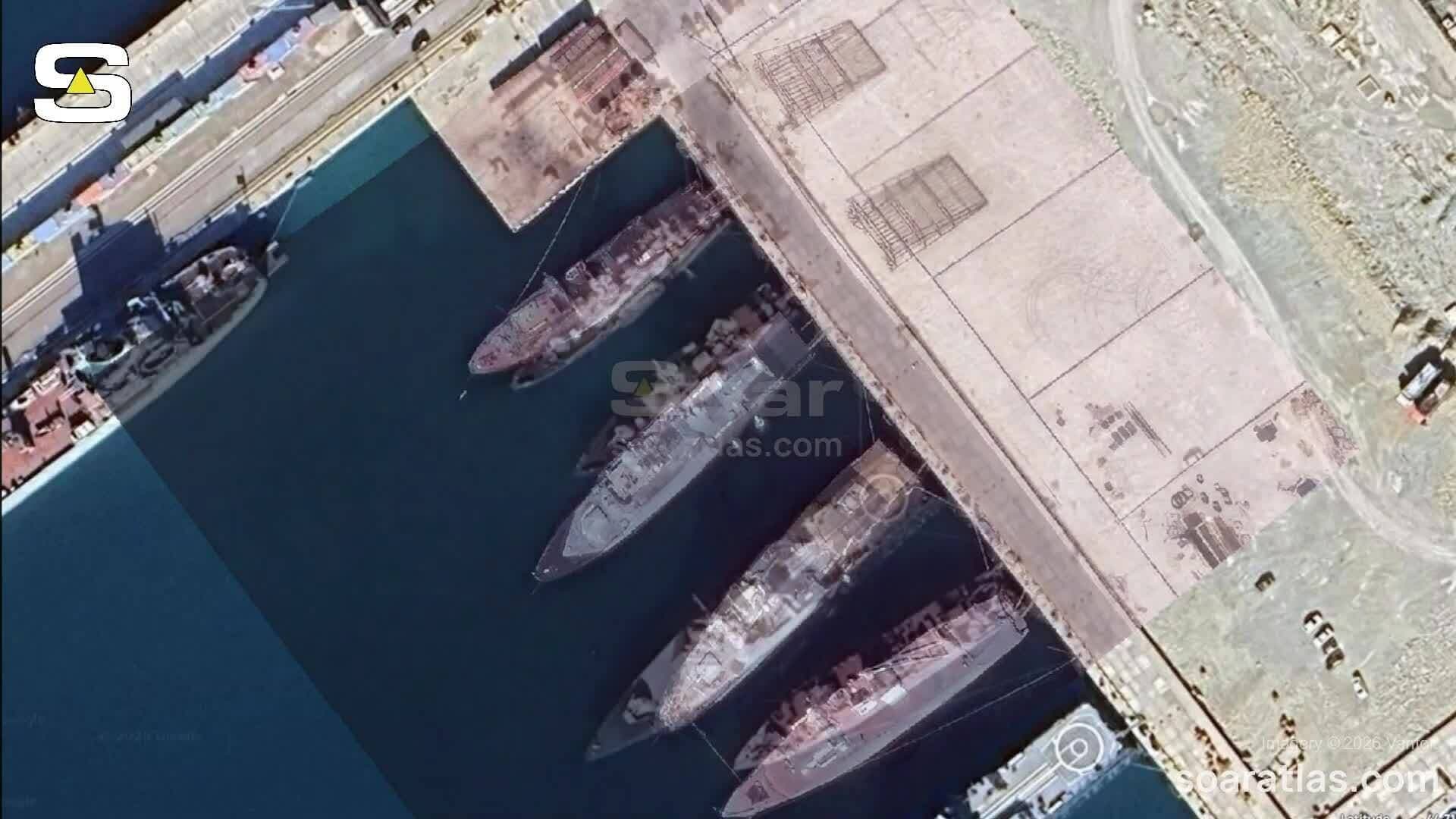 Hình ảnh vệ tinh cảng Novorossiysk với các tàu chiến Nga, minh họa cuộc tấn công phối hợp của Ukraine bằng 15 loại vũ khí.