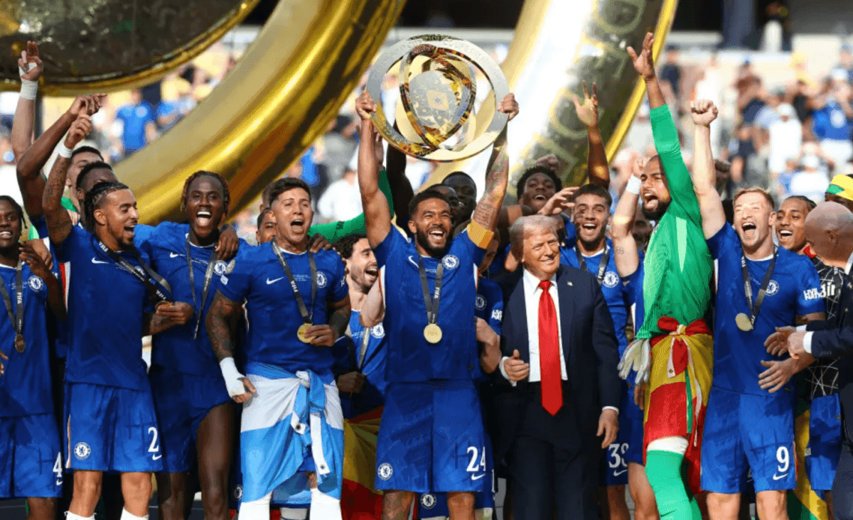 Đội bóng Chelsea ăn mừng chức vô địch FIFA Club World Cup