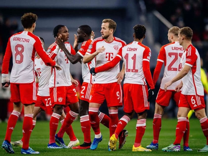 Đội hình Bayern Munich hội quân và sẵn sàng cho mùa giải mới dưới sự dẫn dắt của HLV Kompany.