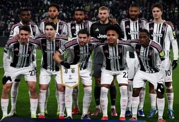 Đội hình một câu lạc bộ bóng đá, tượng trưng cho sức mạnh tập thể và chỉ số tiềm ẩn của đội chủ nhà.