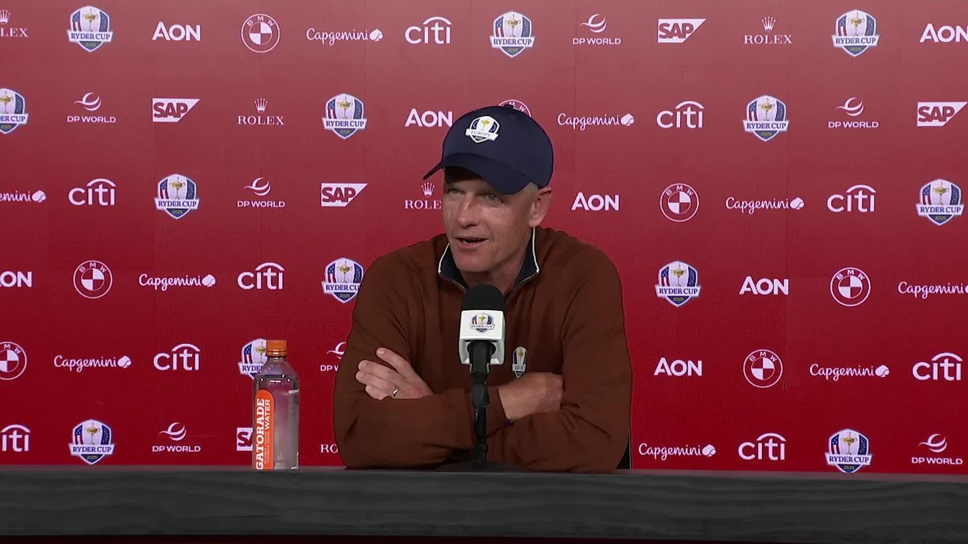 Đội trưởng đội tuyển Châu Âu Luke Donald tại buổi họp báo Ryder Cup 2025.