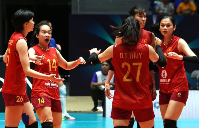 Đội tuyển bóng chuyền nữ Việt Nam ăn mừng chiến thắng giành huy chương đồng AVC Nations Cup 2026, thể hiện niềm tự hào và thành công.