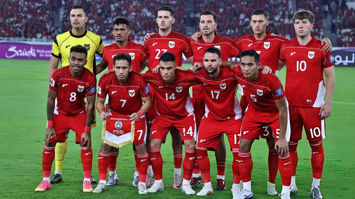 Đội tuyển bóng đá quốc gia Indonesia với các cầu thủ bản địa và nhập tịch, thể hiện tham vọng vươn tầm châu Á