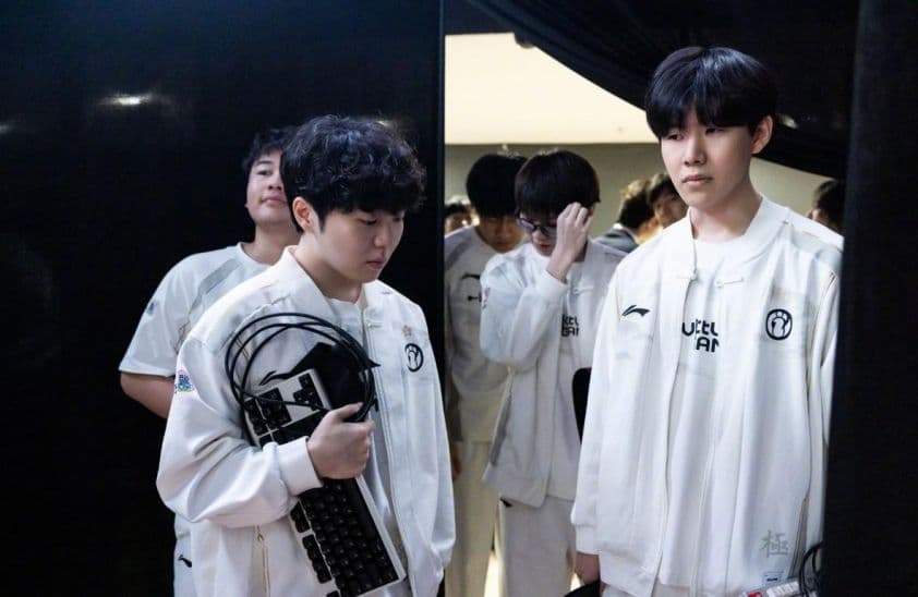 Đội tuyển LPL đối mặt với nguy cơ chỉ có 3 đại diện tại CKTG