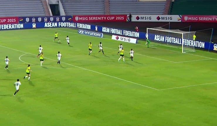 Đội tuyển nữ Australia tấn công áp đảo khung thành Timor Leste trong trận đấu