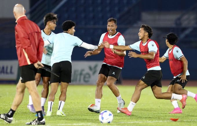 Đội tuyển Nepal tập luyện, chuẩn bị cho trận đấu quan trọng với Việt Nam.