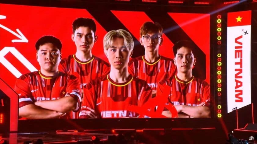 Đội tuyển PUBG Việt Nam trên sân khấu PUBG Nations Cup 2025