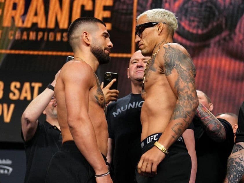 Ilia Topuria và Charles Oliveira đối mặt trước trận đại chiến ngôi vương UFC 317