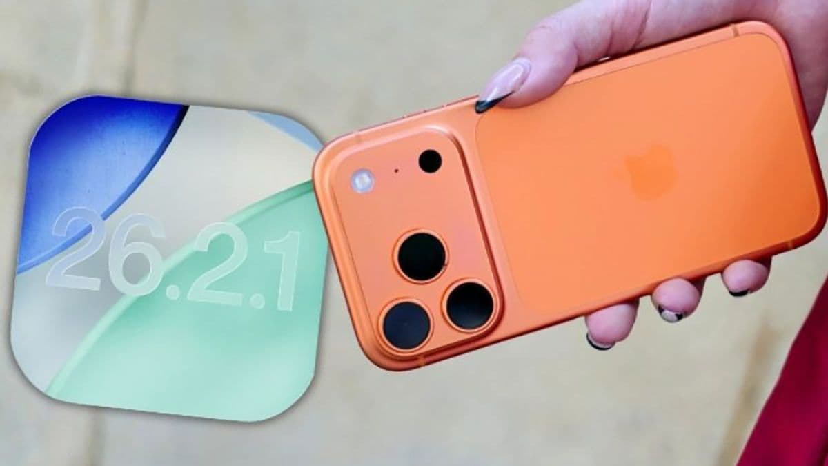 iPhone màu cam bên cạnh biểu tượng iOS 26.2.1, thể hiện chủ đề cập nhật và hiệu năng.