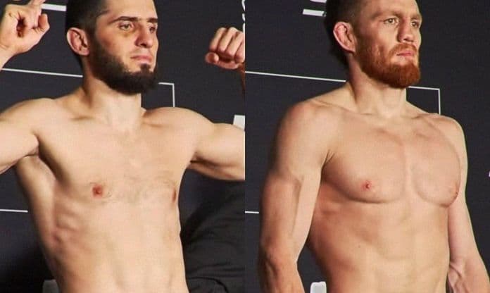 Jack Della Maddalena (phải) và Islam Makhachev (trái) so sánh thể hình, cho thấy lợi thế của JDM trước UFC 322.