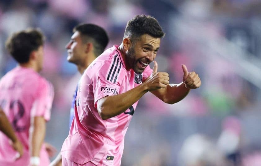 Jordi Alba ăn mừng bàn thắng mở tỷ số cho Inter Miami sau đường kiến tạo của Messi.