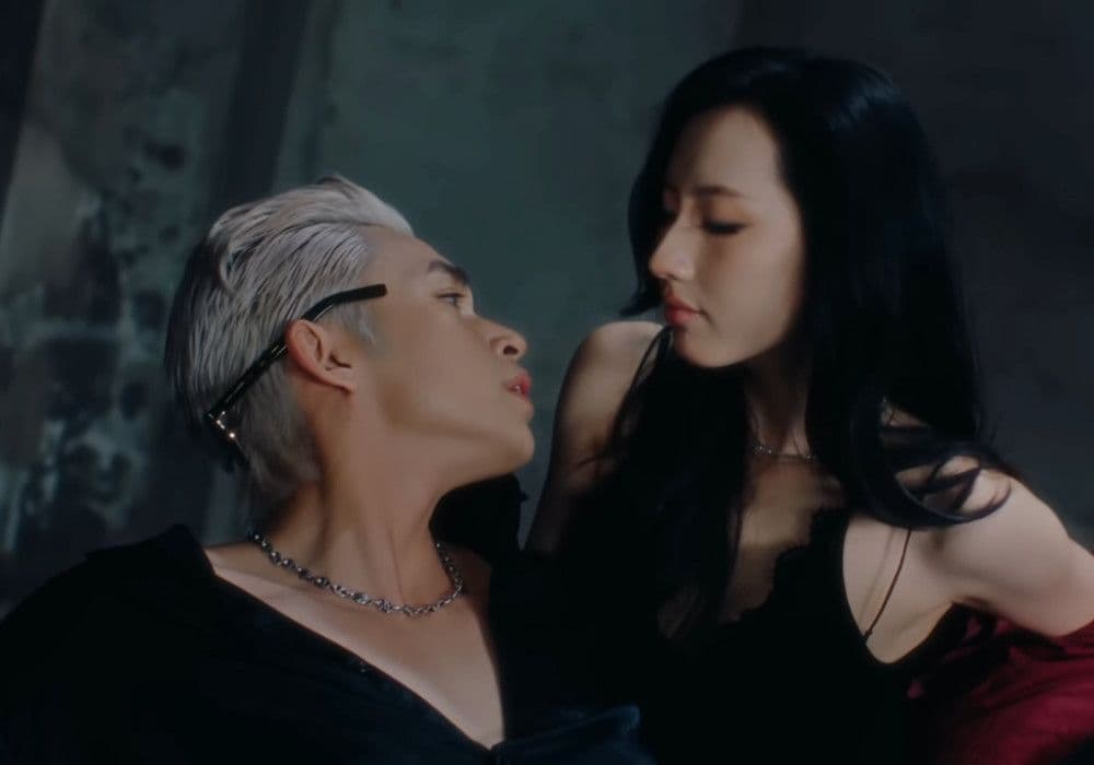 Jun Phạm và bạn diễn trong MV "Truth or Dare" gây tranh cãi về nội dung nhạy cảm.