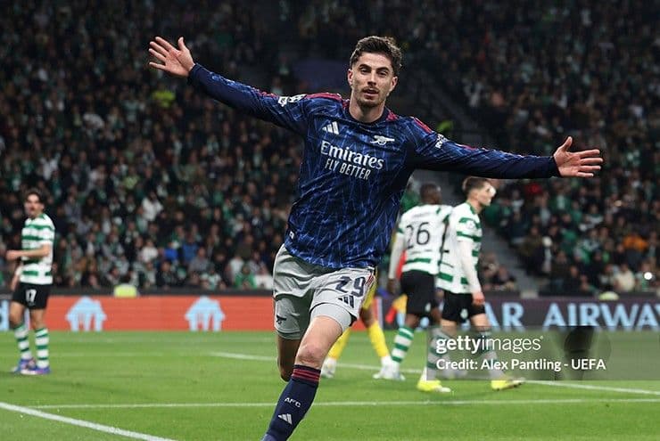 Kai Havertz ăn mừng bàn thắng, biểu tượng cho chiến thắng thực dụng của Arsenal.