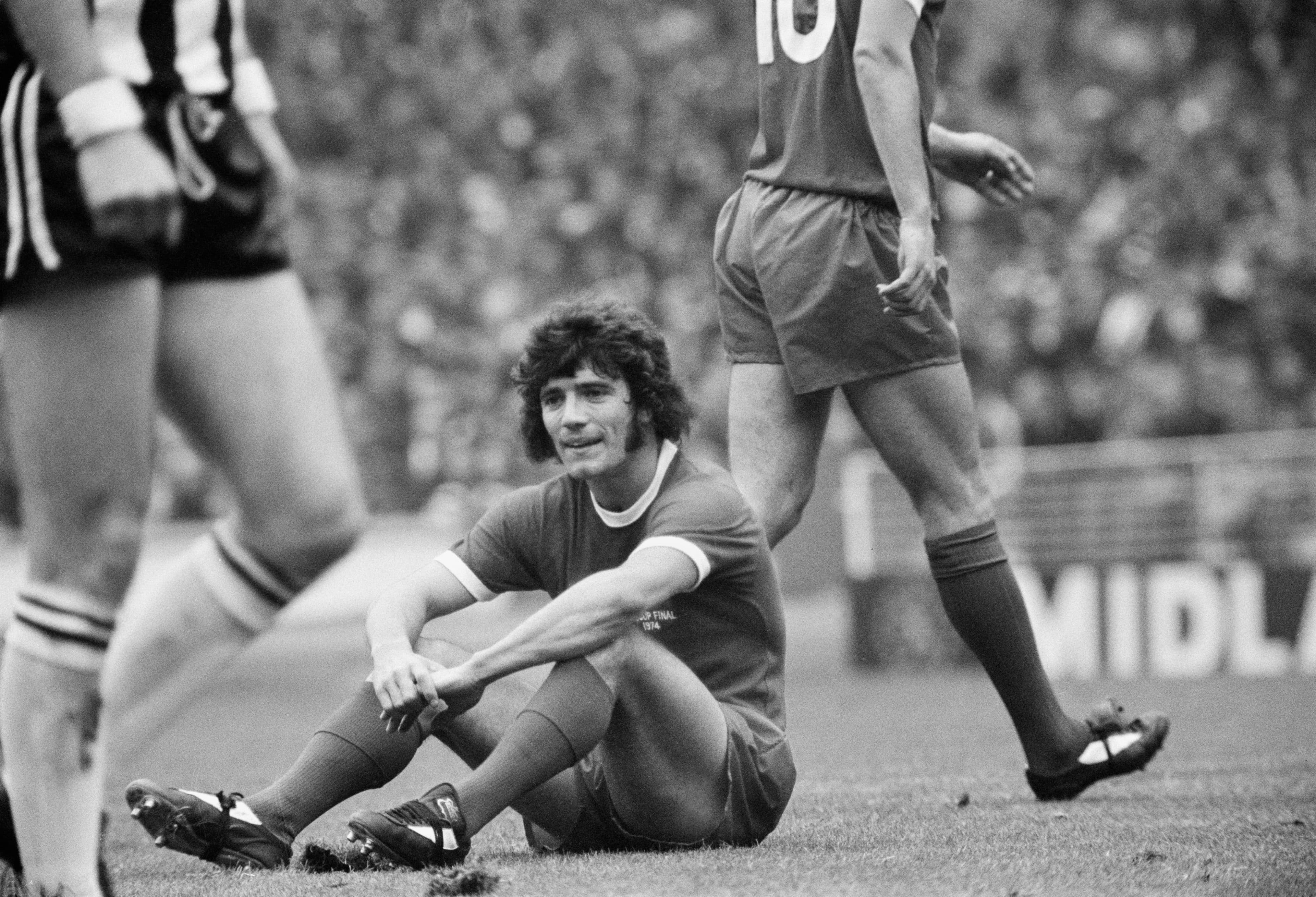 Kevin Keegan trong vai trò cầu thủ, một trong những huyền thoại vĩ đại nhất của bóng đá Anh, người đã giành hai Quả bóng Vàng.