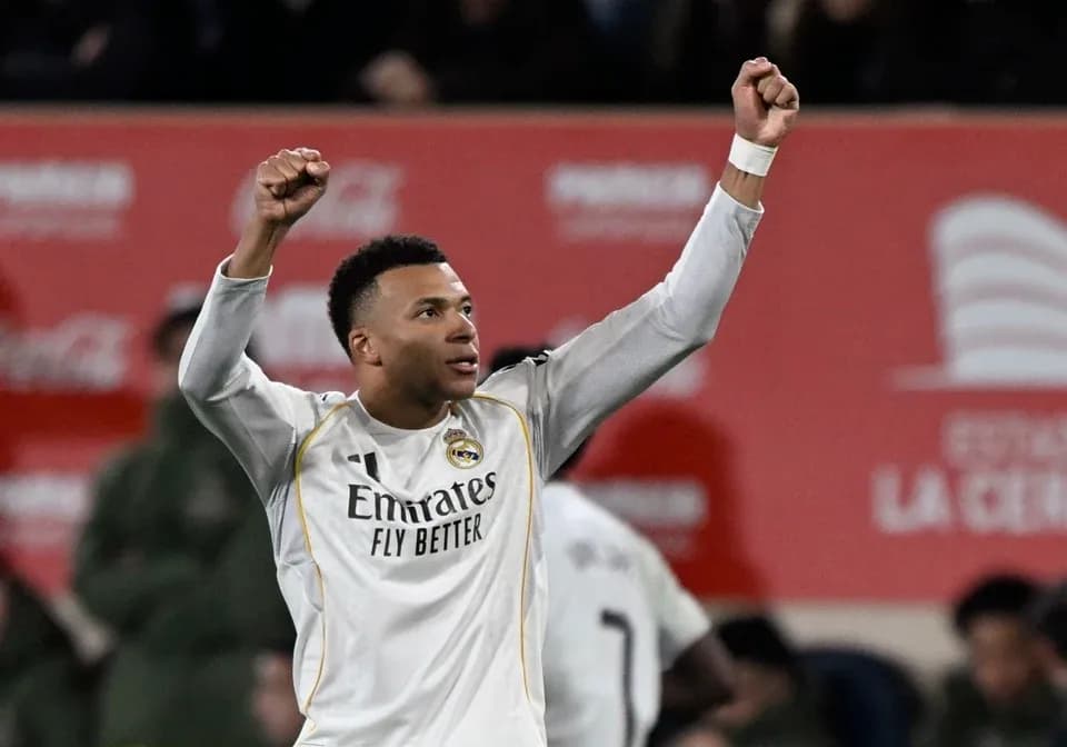 Kylian Mbappe của Real Madrid ăn mừng bàn thắng quyết định vào lưới Villarreal