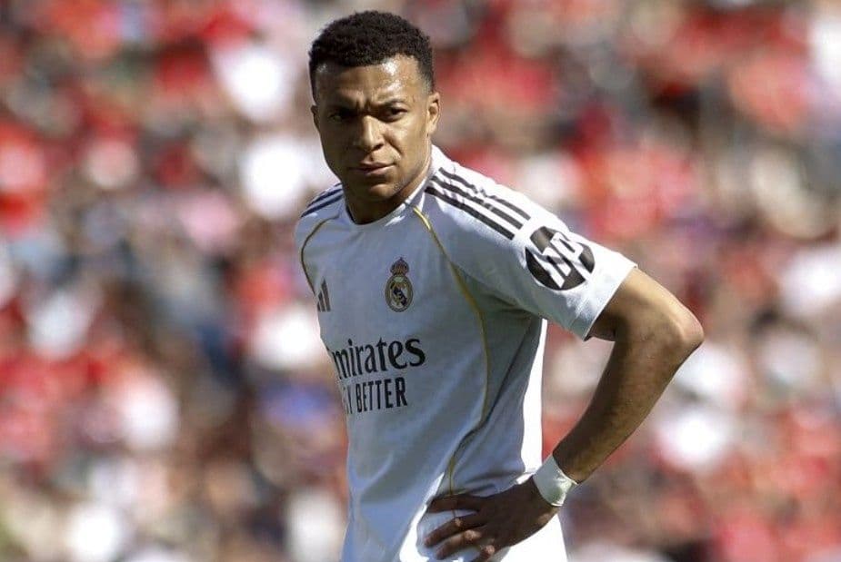 Kylian Mbappe của Real Madrid với vẻ mặt thất vọng sau trận thua bất ngờ trước Mallorca.