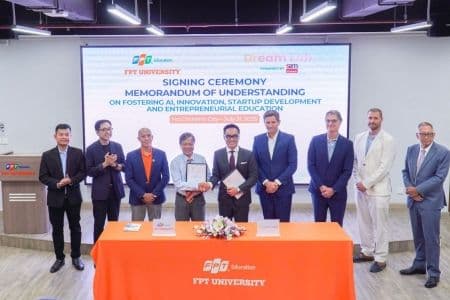 Lễ ký kết hợp tác giữa FPT và Dream Lab, tạo bệ phóng cho các startup, thể hiện tầm nhìn đa dạng hóa của FPT.