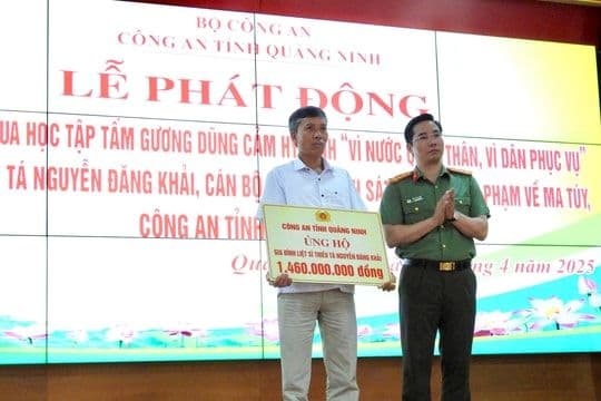 Lễ phát động phong trào học tập tấm gương hy sinh của liệt sĩ, thể hiện sự ghi nhận và bài học cho cộng đồng.