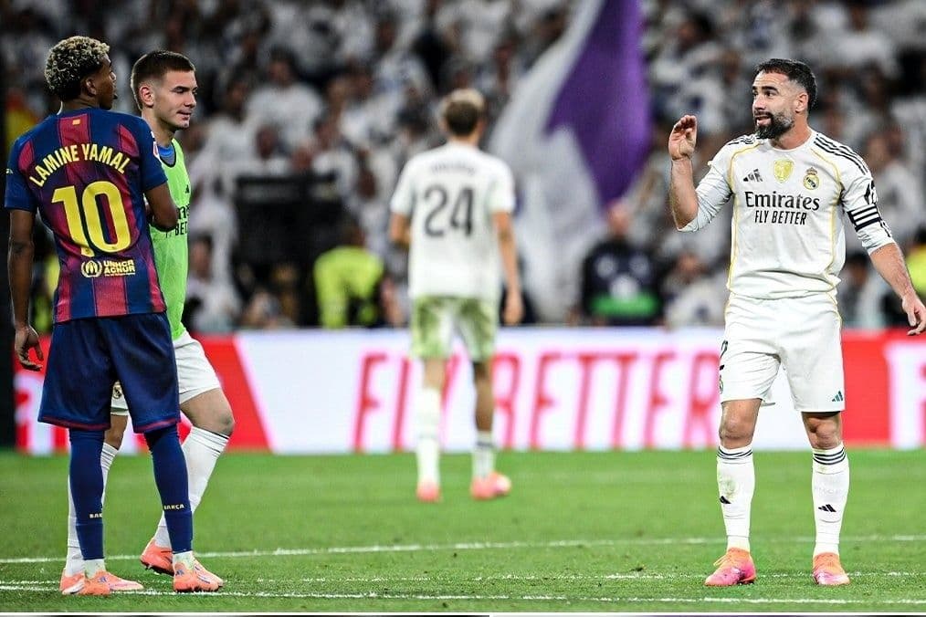 Lamine Yamal tranh cãi với Dani Carvajal trong trận Siêu kinh điển, minh họa áp lực và những lựa chọn sai lầm.