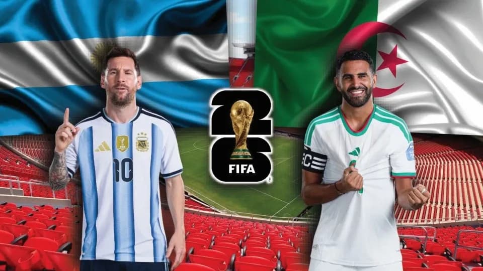 Lionel Messi của Argentina và Riyad Mahrez của Algeria đối đầu trong trận đấu World Cup 2026