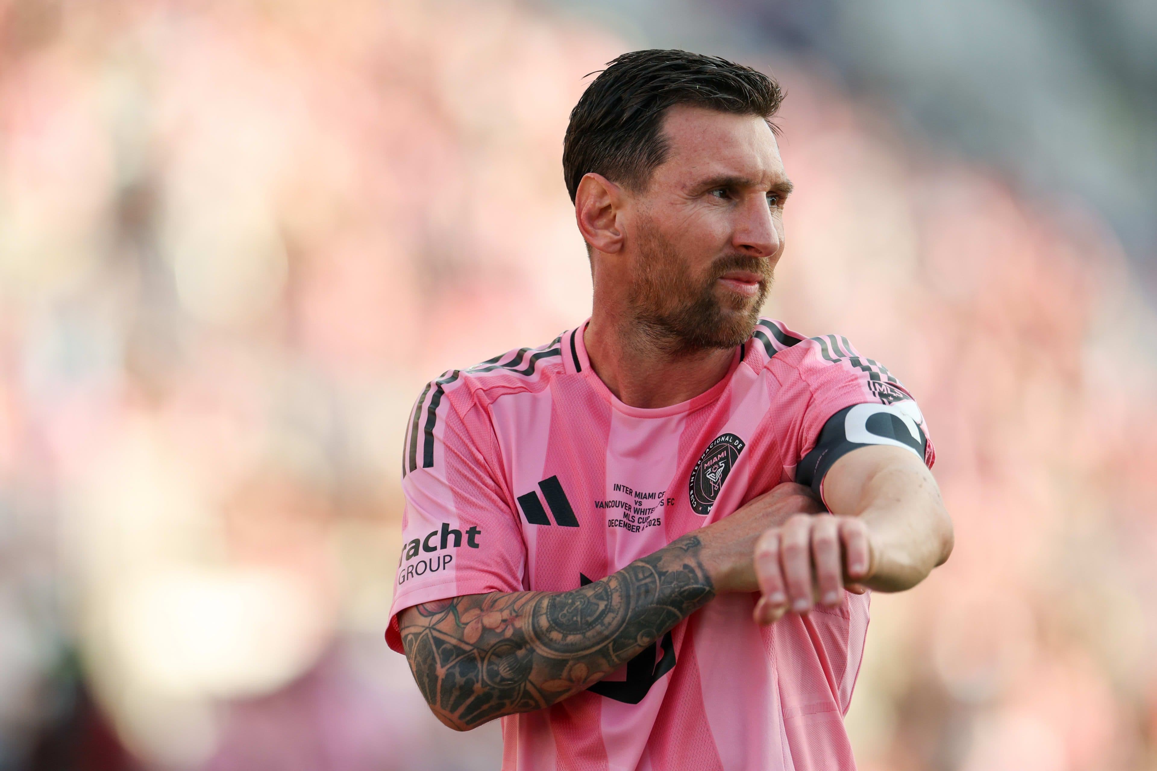 Lionel Messi của Inter Miami nhìn với vẻ tập trung trong trận đấu.