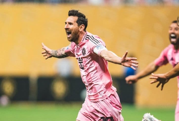 Lionel Messi ăn mừng bàn thắng, lập kỷ lục mới tại MLS cùng Inter Miami.