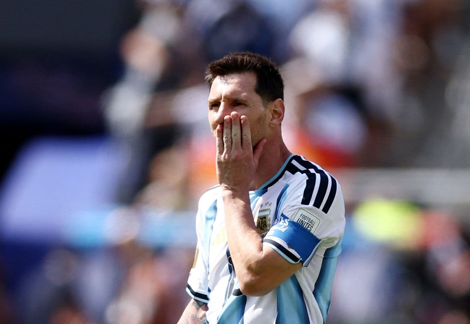 Lionel Messi thể hiện sự thất vọng sau trận chung kết World Cup 2026