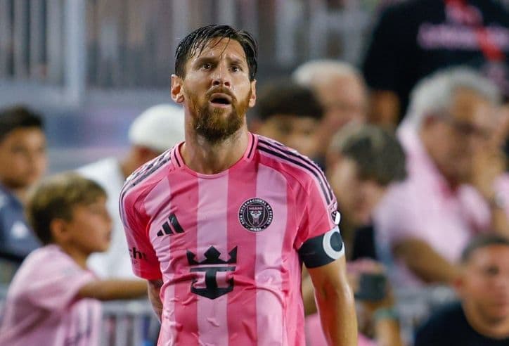 Lionel Messi thất vọng trong trận đấu giữa Inter Miami và Cincinnati