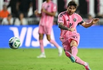 Lionel Messi trong màu áo Inter Miami, đội bóng đang đối mặt với gánh nặng phong độ sa sút.