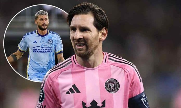 Lionel Messi và cựu cầu thủ Mateusz Klich, thể hiện 'quyền lực đen' của Messi tại Inter Miami.