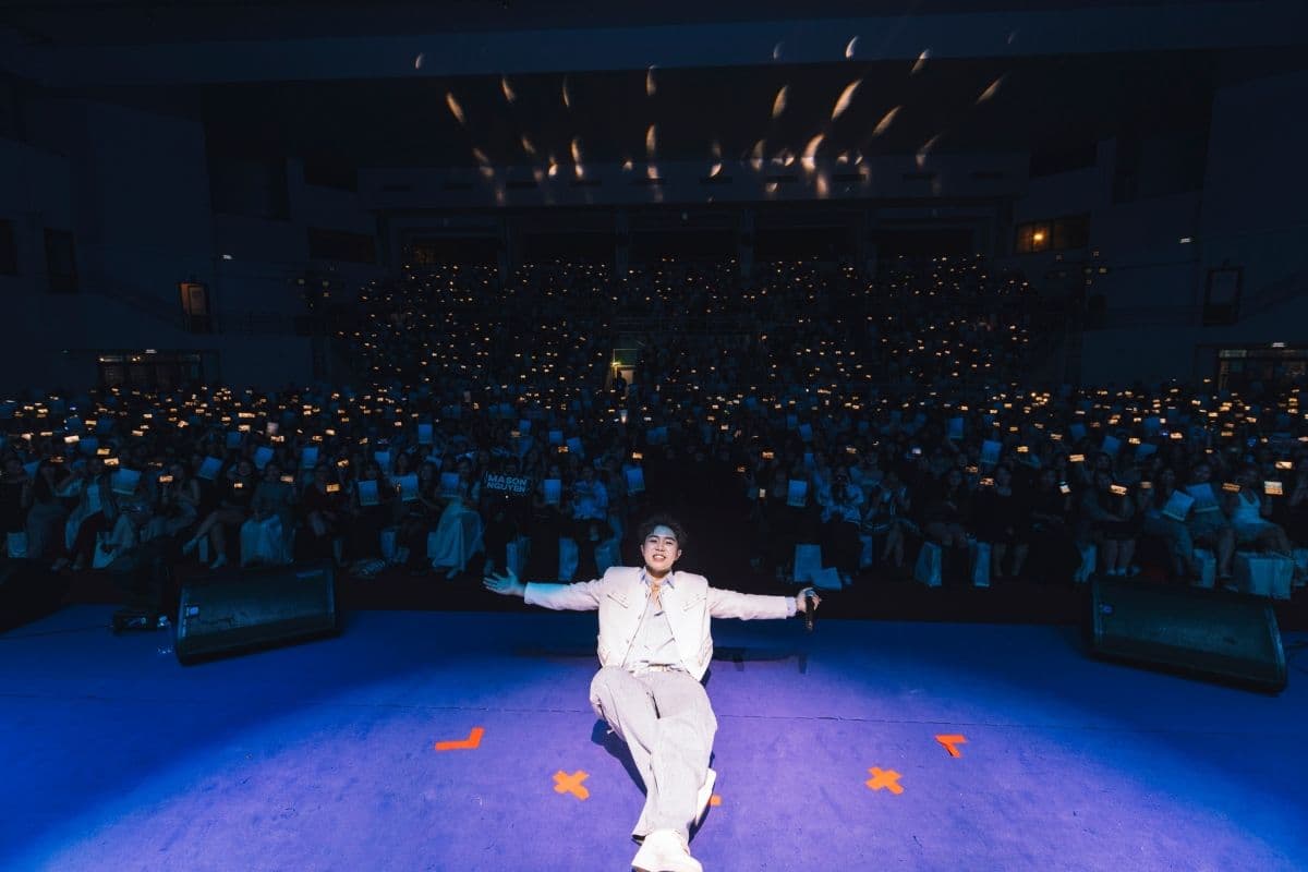 Mason Nguyễn giao lưu với hàng nghìn người hâm mộ tại buổi fan meeting.