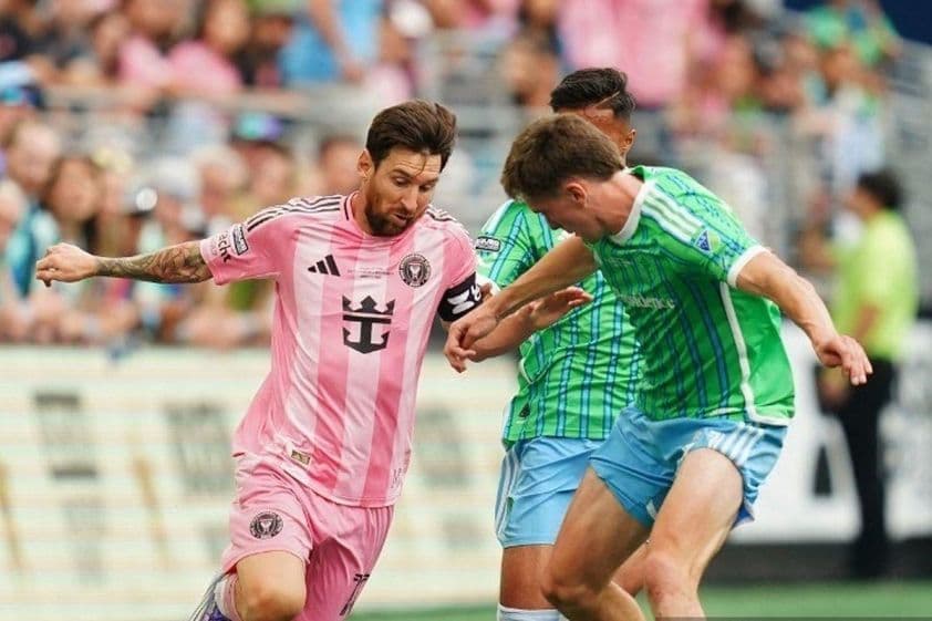 Messi của Inter Miami đối đầu Seattle Sounders trong trận tái đấu MLS.