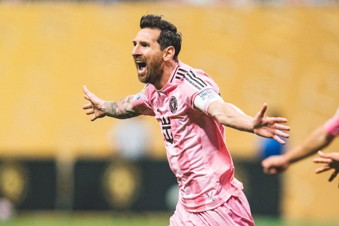 Messi đá phạt siêu phẩm, Inter Miami thắng ngoạn mục Porto