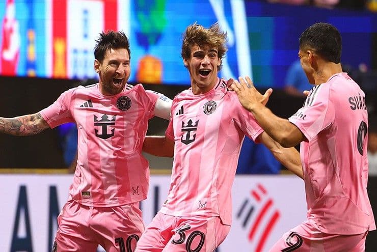 Messi tỏa sáng giúp Inter Miami thắng ngược Porto