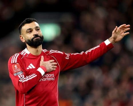 Mohamed Salah của Liverpool ăn mừng bàn thắng.