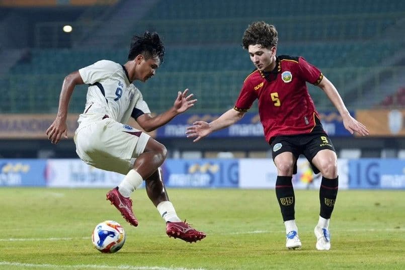 Một pha bóng trong trận đấu U23 Đông Nam Á, giải đấu quan trọng góp phần định hình văn hóa xem bóng đá cộng đồng tại Việt Nam.