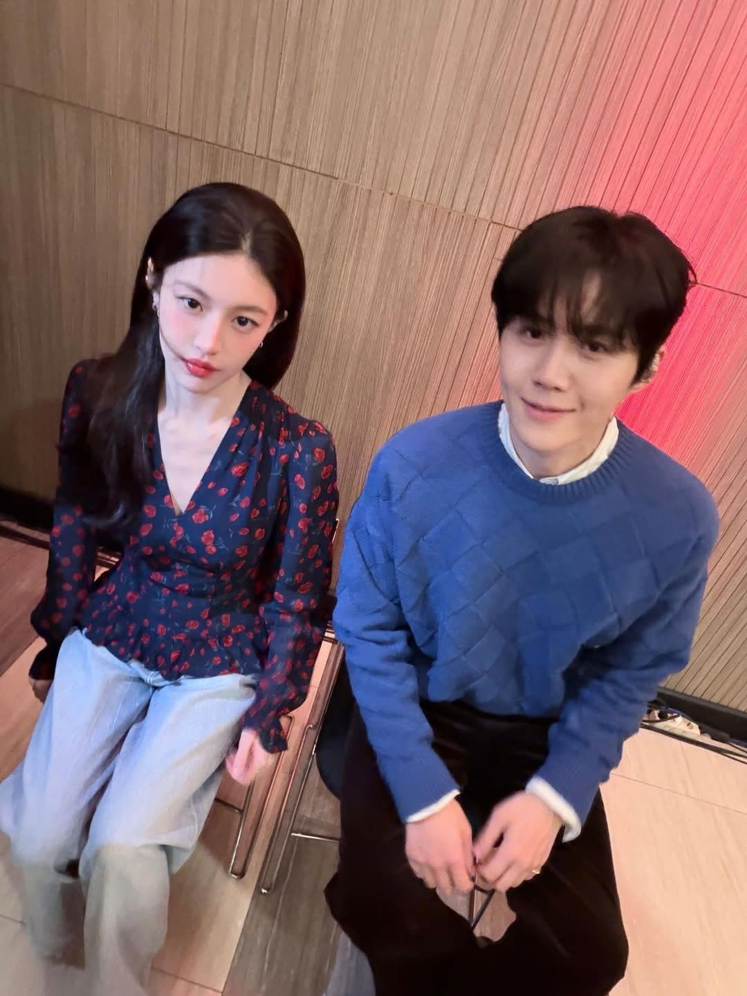 Nữ diễn viên Go Youn Jung với vẻ mặt trầm tư, thể hiện chiều sâu cảm xúc của nhân vật trong 'Tiếng Yêu Này Anh Dịch Được Không'