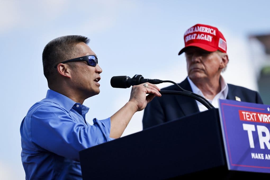 Ông Hùng Cao phát biểu cùng Tổng thống Donald Trump tại cuộc mít tinh