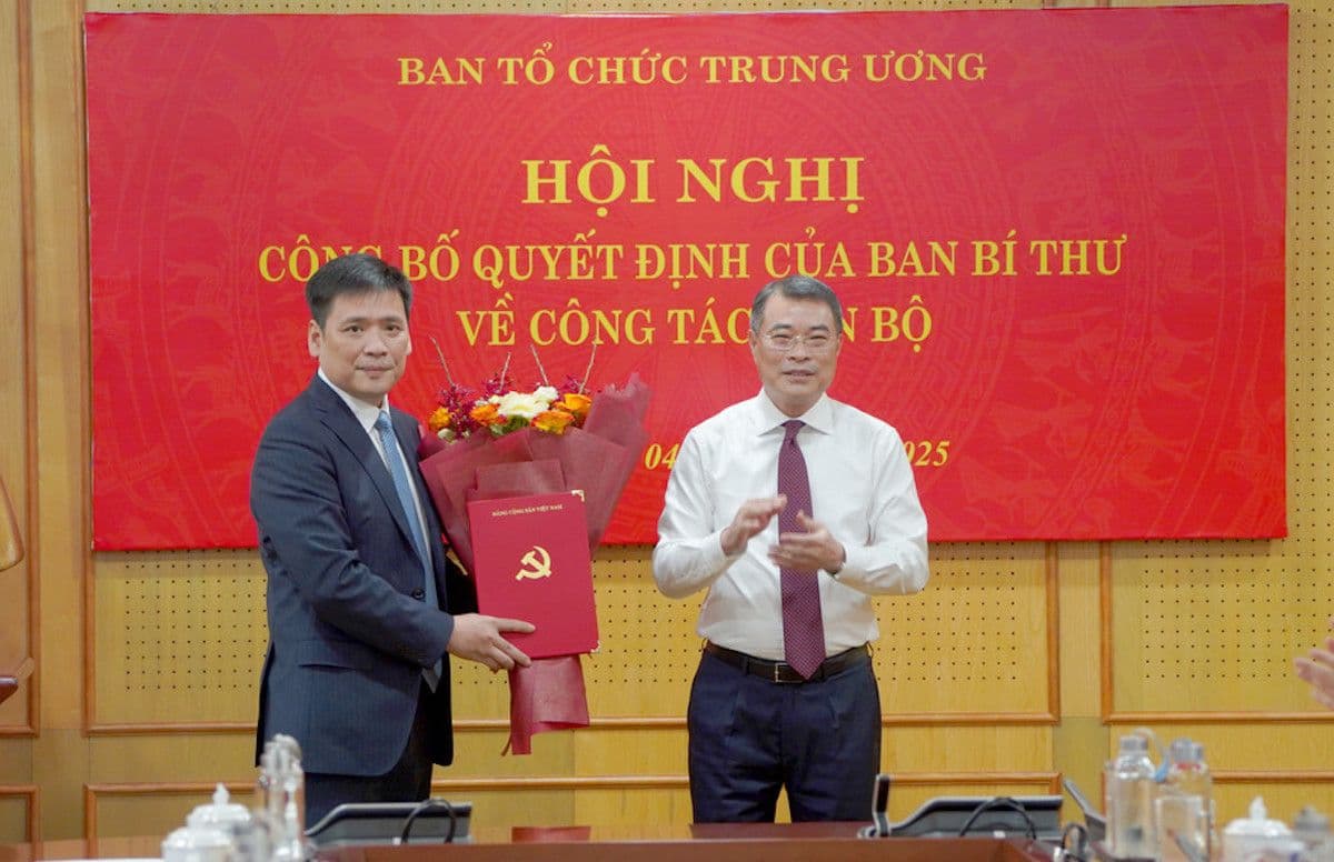 Ông Nguyễn Thanh Bình nhận quyết định bổ nhiệm Phó trưởng Ban Tổ chức Trung ương