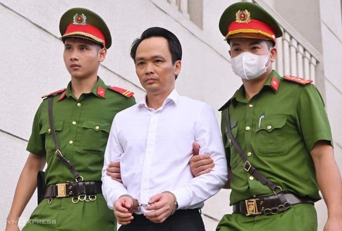 Ông Trịnh Văn Quyết sau phiên tòa sơ thẩm, tháng 8/2024. Ảnh: Giang Huy