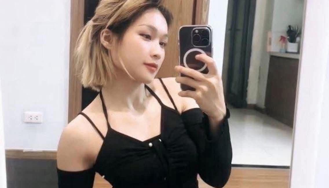 Ngọc Mỹ và đồng đội U23 Việt Nam ăn mừng bàn thắng mở tỷ số trước U23 Bangladesh.