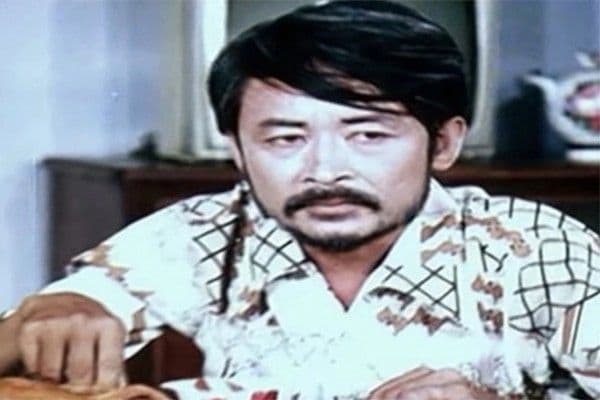 Nghệ sĩ Hai Nhất trong vai Ba Cẩn, nhân vật phản diện trong phim Biệt động Sài Gòn, đại diện cho những góc khuất của chiến tranh đô thị.