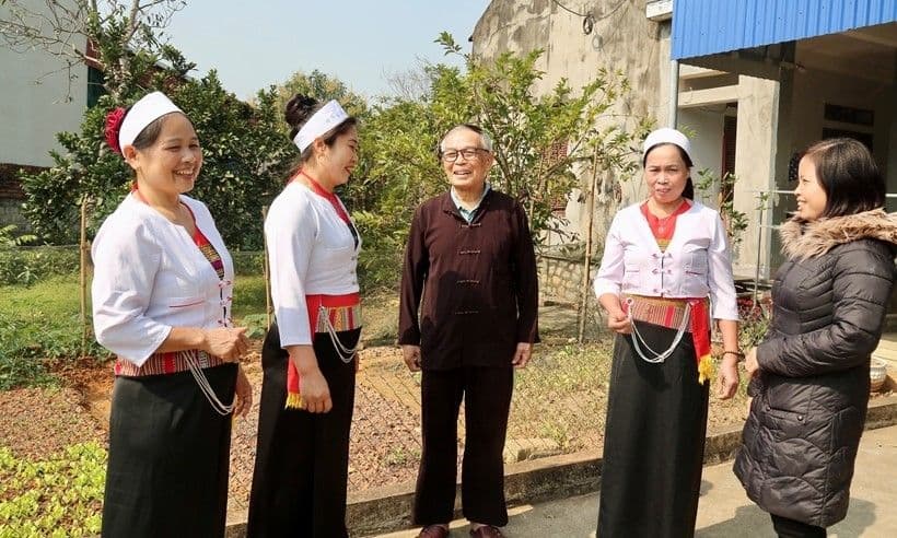 Người dân tộc Mường bày tỏ niềm tin và sự đồng thuận với Đại hội XIV của Đảng