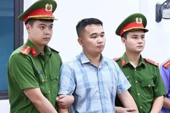 Nguyễn Hà Duy, giáo viên Toán bị khởi tố, người trực tiếp hướng dẫn làm bài trong vụ gian lận điểm thi Tuyên Quang.