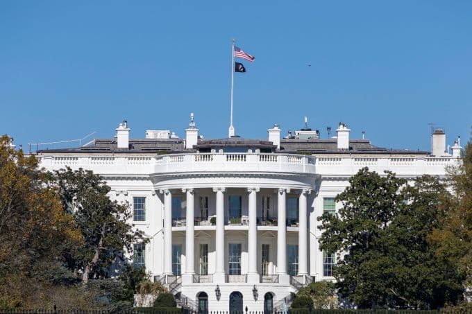 Nhà Trắng, trụ sở quyền lực hành pháp Mỹ, nơi chịu ảnh hưởng trực tiếp từ các vụ đóng cửa chính phủ.