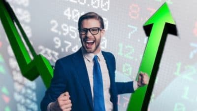 Nhà đầu tư vui mừng trước sự tăng trưởng của cổ phiếu VJC