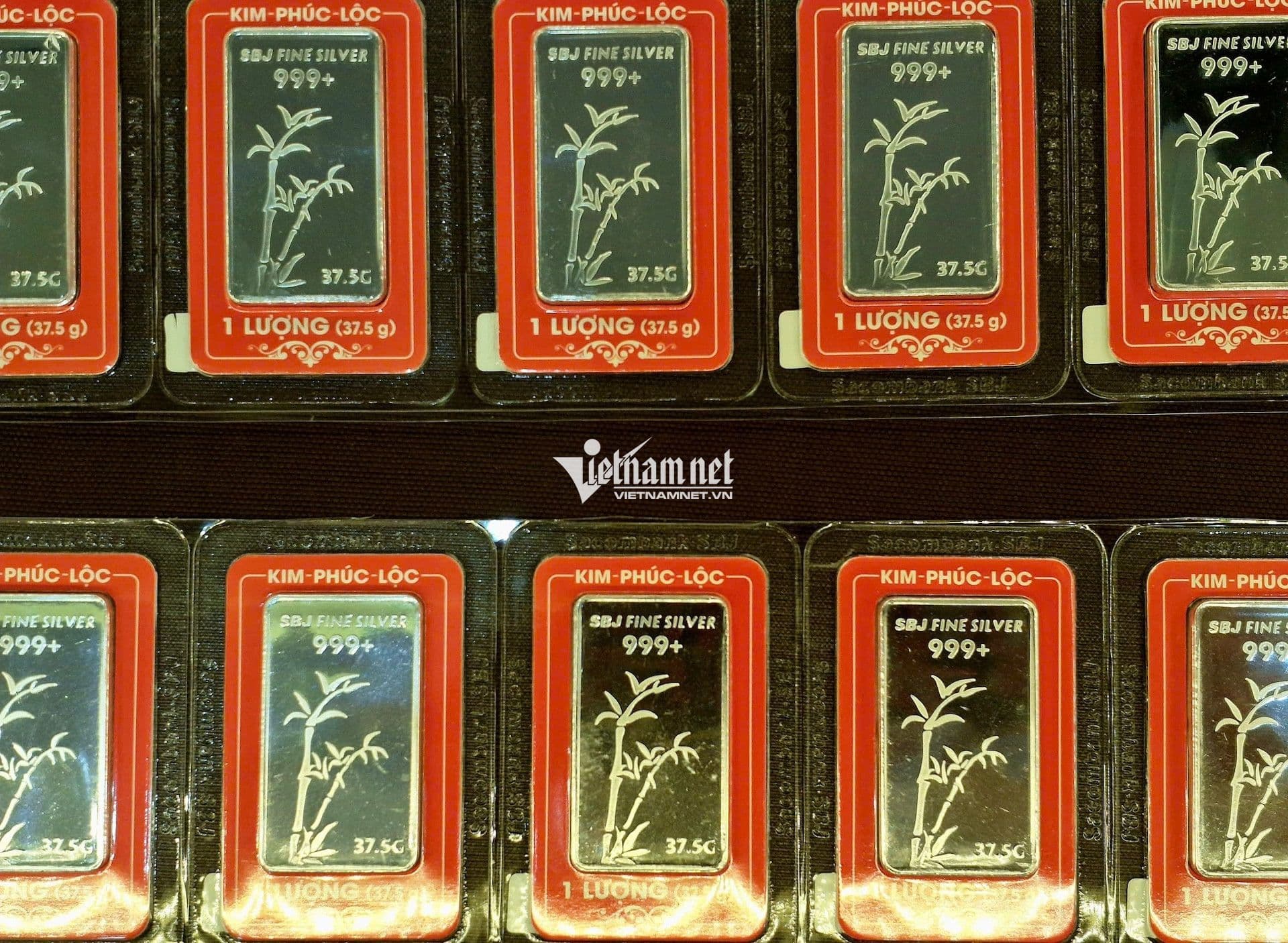 Những thỏi bạc 1 lượng của SBJ, tượng trưng cho đầu tư và tiềm năng tăng giá của kim loại quý trong tương lai.