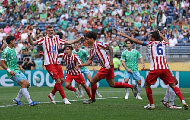 Đoàn quân của Simeone có được 3 điểm quan trọng.