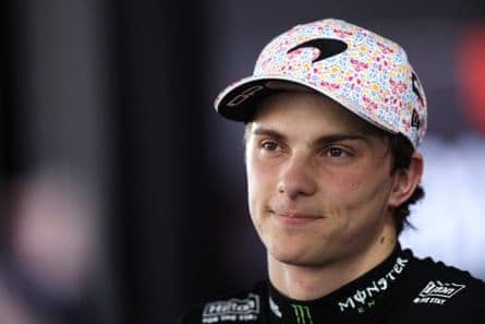 Oscar Piastri với vẻ mặt trầm tư sau một cuối tuần đầy thử thách và thất vọng tại Mexico.